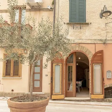 L'antica Botte Casa Vacanze דירה ואסטו